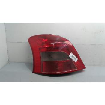 PILOTO TRASERO IZQUIERDO 815610D110 