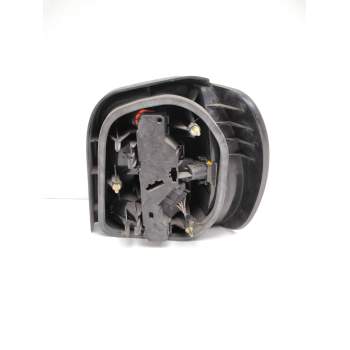 Recambio de piloto trasero izquierdo porton para volkswagen polo berlina (6n1) concept referencia OEM IAM 6N0945095B  