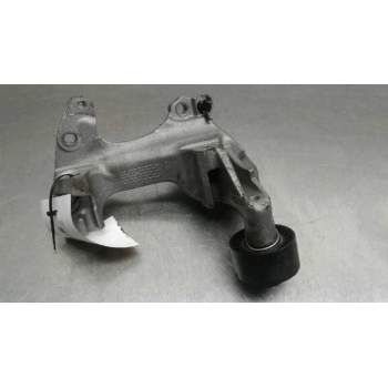 Recambio de soporte alternador para nissan juke (f15) 1.2 16v cat referencia OEM IAM 117108063R  