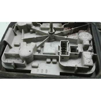 Recambio de piloto trasero derecho para peugeot 205 berlina referencia OEM IAM 01402 GEMO 1930 