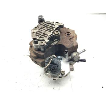 Recambio de bomba inyeccion para opel astra h berlina referencia OEM IAM 04001097227  