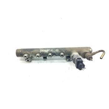 Recambio de rampa inyectora para opel astra h berlina referencia OEM IAM 086827  