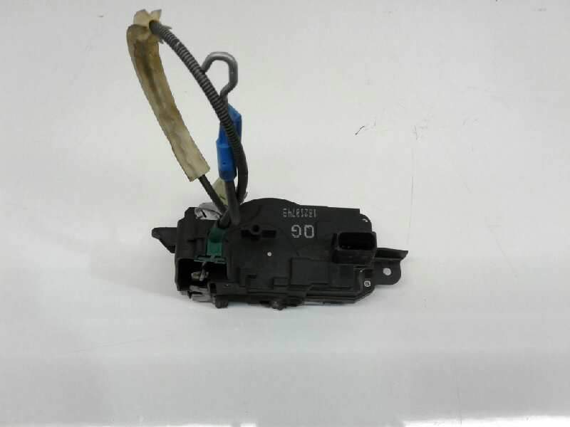 Recambio de cerradura puerta delantera derecha para opel zafira b edition referencia OEM IAM   