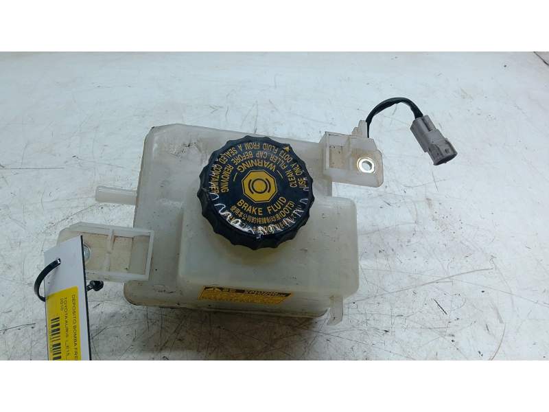Recambio de deposito bomba freno para toyota auris (_e15_) 1.8 hybrid (zwe150_) referencia OEM IAM 4722047060  