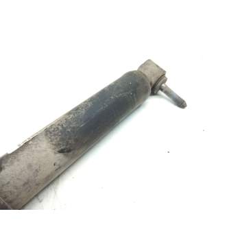 Recambio de amortiguador trasero izquierdo para renault scenic iii dynamique referencia OEM IAM 562200018R  