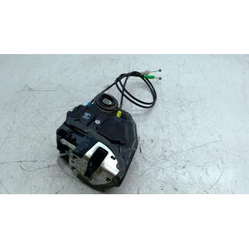 Recambio de cerradura puerta trasera derecha para toyota auris (_e15_) 1.8 hybrid (zwe150_) referencia OEM IAM A046693  