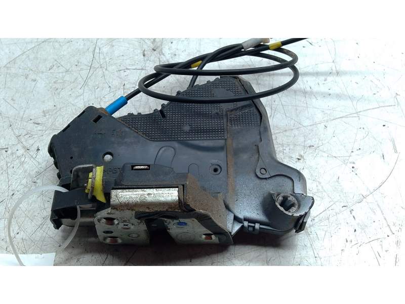 Recambio de cerradura puerta delantera izquierda para toyota auris (_e15_) 1.8 hybrid (zwe150_) referencia OEM IAM 6904002210  