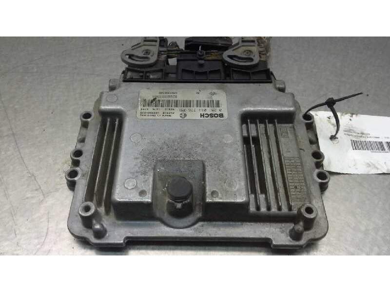 Recambio de centralita motor uce para renault scenic ii 1.9 dci diesel referencia OEM IAM 8200391966 8200391966 8200386508