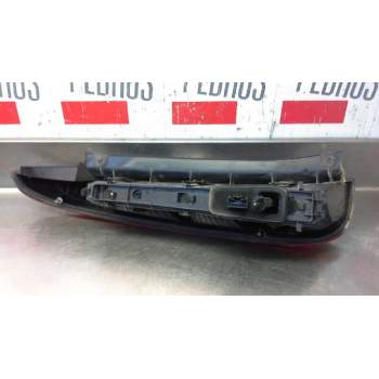 Recambio de piloto trasero derecho para ford fiesta (cbk) trend referencia OEM IAM   