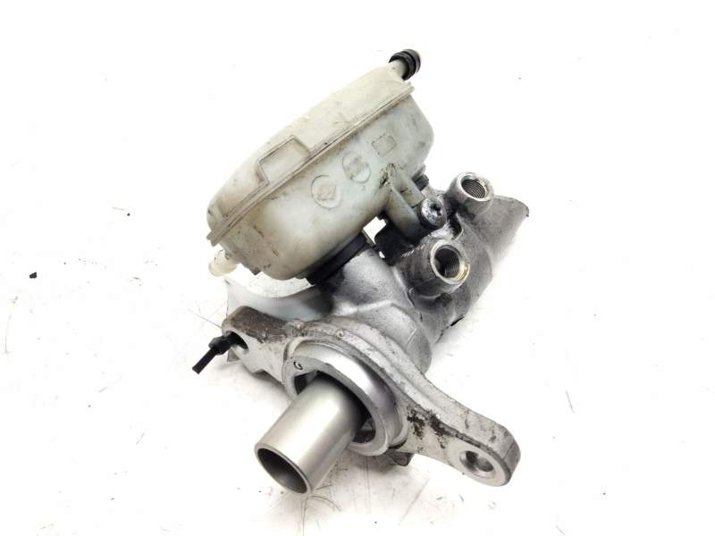 Recambio de bomba freno para renault scenic iii dynamique referencia OEM IAM 460910006RA  