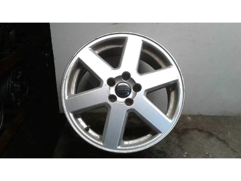 Recambio de llanta aluminio para volvo xc70 referencia OEM IAM 17 5 TORNILLOS  