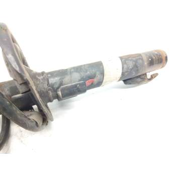 Recambio de amortiguador delantero izquierdo para renault scenic ii 1.6 16v referencia OEM IAM   