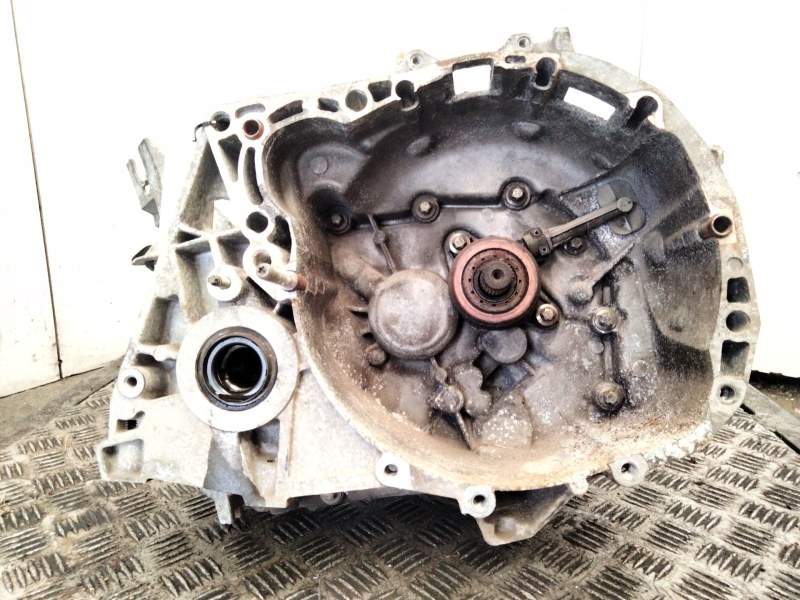 Recambio de caja cambios para renault scenic ii 1.6 16v referencia OEM IAM 8200210039  
