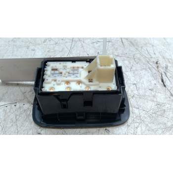 Recambio de mando elevalunas trasero derecho para toyota auris (_e15_) 1.8 hybrid (zwe150_) referencia OEM IAM   