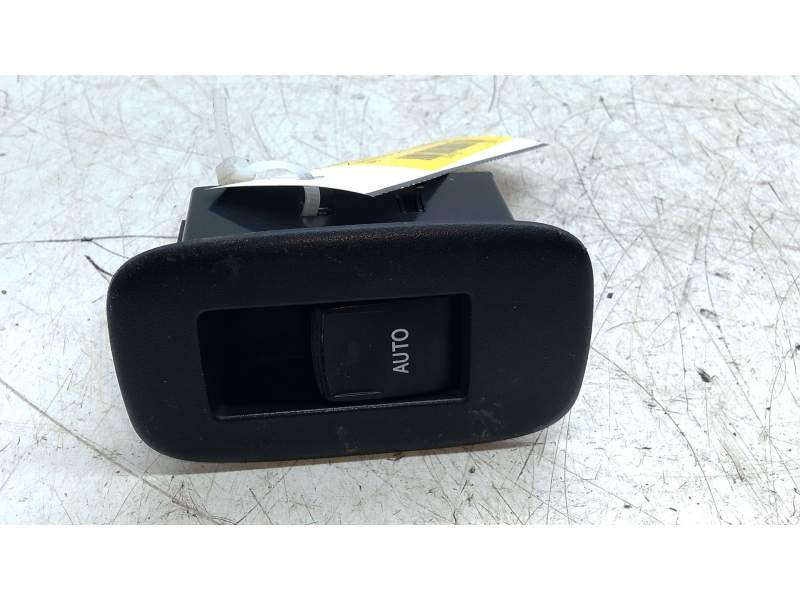 Recambio de mando elevalunas trasero izquierdo para toyota auris (_e15_) 1.8 hybrid (zwe150_) referencia OEM IAM 848100D030  