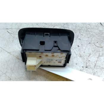 Recambio de mando elevalunas trasero izquierdo para toyota auris (_e15_) 1.8 hybrid (zwe150_) referencia OEM IAM 848100D030  
