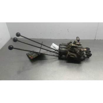 Recambio de palancas distribuidor para » otros... referencia OEM IAM 62190309 CARRETILLA LUGLI VDM09DDS