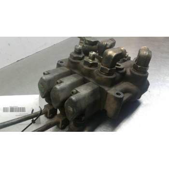 Recambio de palancas distribuidor para » otros... referencia OEM IAM 62190309 CARRETILLA LUGLI VDM09DDS