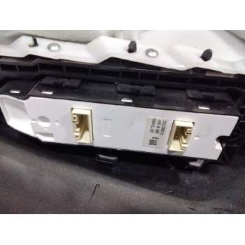 Recambio de guarnecido puerta delantera izquierda para mazda 3 lim. () style referencia OEM IAM BHS368450G  