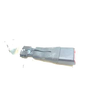 Recambio de enganche cinturon trasero derecho para toyota auris (_e15_) 1.8 hybrid (zwe150_) referencia OEM IAM 7338002040B0  