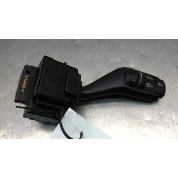 Recambio de mando limpia para ford focus lim. (cb4) trend referencia OEM IAM 4M5T17A553BD 17D940 1350066