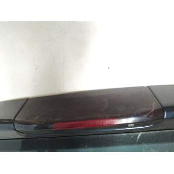 Recambio de porton trasero para land rover discovery v6 td se referencia OEM IAM   