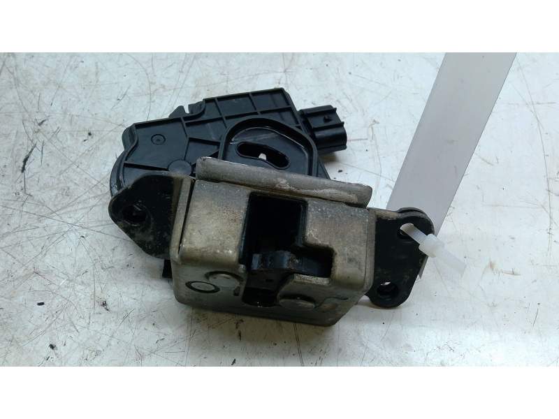 Recambio de cerradura maletero / porton para toyota auris (_e15_) 1.8 hybrid (zwe150_) referencia OEM IAM 6935002080  