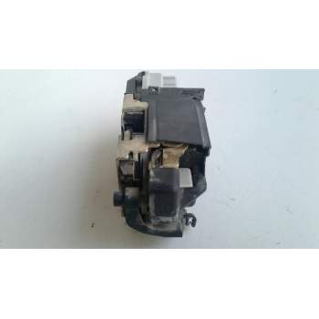 Recambio de cerradura puerta trasera izquierda para citroën xsara berlina 1.9 td sx referencia OEM IAM 913769  