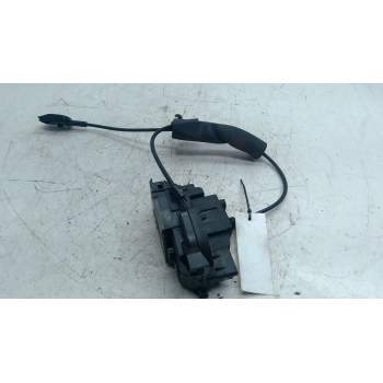 CERRADURA PUERTA TRASERA DERECHA 825020033R 
