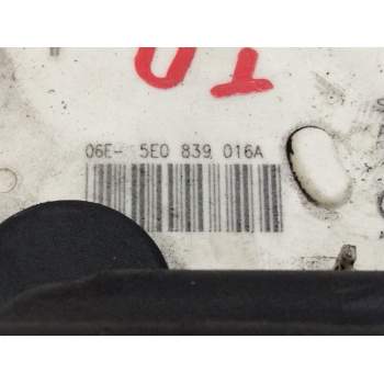 Recambio de cerradura puerta trasera derecha para seat toledo (kg3) 1.6 tdi referencia OEM IAM 5E0839016A  