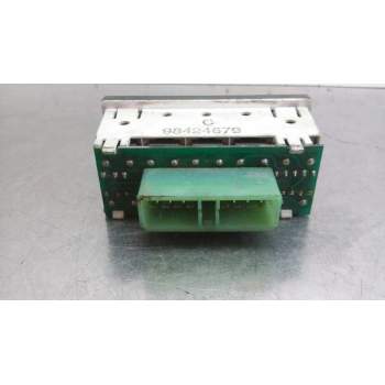 Recambio de indicador optica para iveco daily chasis- cabina (1999 =>) referencia OEM IAM 98424689  