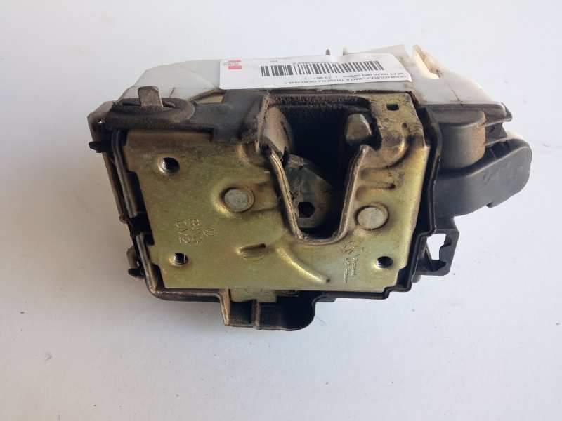 Recambio de cerradura puerta trasera derecha para seat ibiza (6k) básico referencia OEM IAM 6K4839016  
