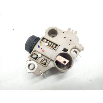 Recambio de regulador alternador para hyundai accent (lc) 1.3 12v cat referencia OEM IAM 3737022600  
