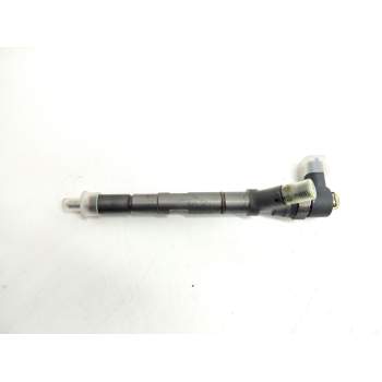 Recambio de inyector para hyundai h1 2.5 crdi cat referencia OEM IAM 338004A000  