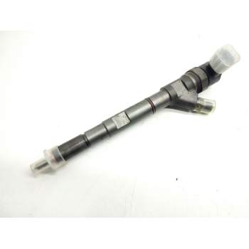 Recambio de inyector para hyundai h1 2.5 crdi cat referencia OEM IAM 338004A000  