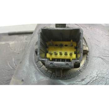 Recambio de retrovisor derecho para renault megane ii berlina 5p 1.5 dci diesel referencia OEM IAM   