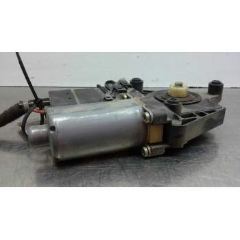 Recambio de motor elevalunas trasero izquierdo para volkswagen passat berlina (3b2) comfortline referencia OEM IAM 0130821697  