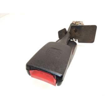 Recambio de enganche cinturon trasero izquierdo para volkswagen passat b5 (3b2) 1.9 tdi referencia OEM IAM 3B0857739A  