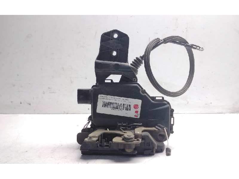 Recambio de cerradura puerta delantera izquierda para volkswagen golf iv berlina (1j1) 1.6 referencia OEM IAM C3B1837D  