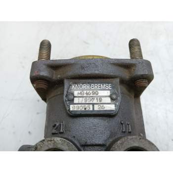Recambio de bomba freno para volvo fh 12 referencia OEM IAM 1075765  