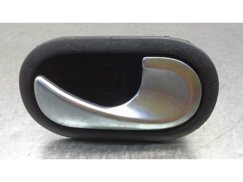 Recambio de maneta interior delantera izquierda para renault scenic ii 1.9 dci diesel referencia OEM IAM   