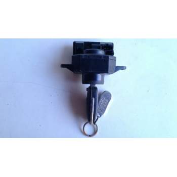 Recambio de caudalimetro para opel corsa c comfort referencia OEM IAM 4F091013Q  