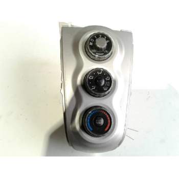Recambio de mando calefaccion aire acondicionado para toyota yaris (ksp9/scp9/nlp9) básico referencia OEM IAM 554060D190  