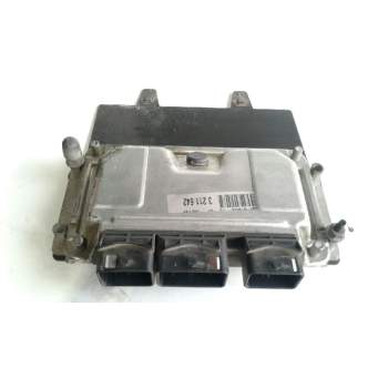 Recambio de centralita motor uce para citroën xsara berlina 1.6i 16v exclusive referencia OEM IAM 9651396380 1039S02689 96387659