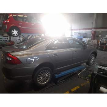 volvo s80 berlina del año 2006