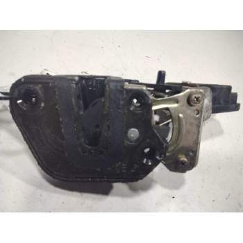 Recambio de cerradura puerta trasera izquierda para hyundai trajet (fo) 2.0 crdi gls referencia OEM IAM 814103A000  