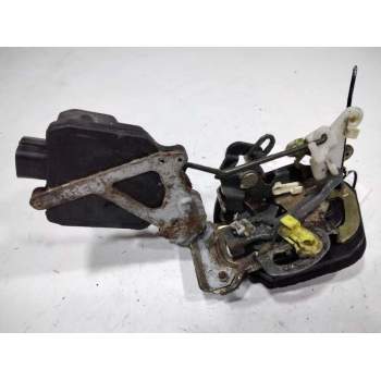 Recambio de cerradura puerta trasera izquierda para hyundai trajet (fo) 2.0 crdi gls referencia OEM IAM 814103A000  