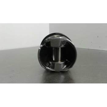 Recambio de piston para mitsubishi outlander (cw0) 2.0 di-d intense referencia OEM IAM   
