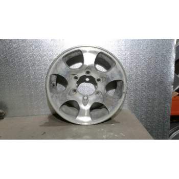 LLANTA ALUMINIO 15 6 TORNILLOS 