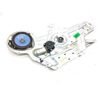 ELEVALUNAS DELANTERO IZQUIERDO 824702F020 